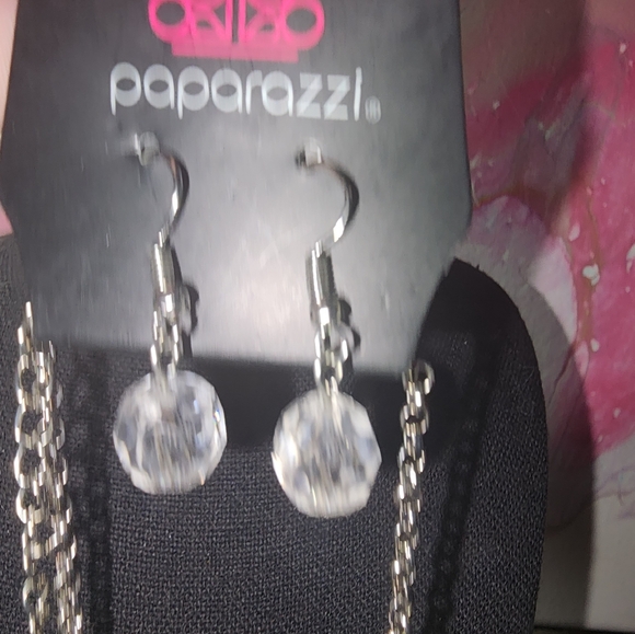 ❄️ 3,/$10 NWT 3 PAPARAZZI  NECKLACE & EARRING SETS - Picture 11 of 12
